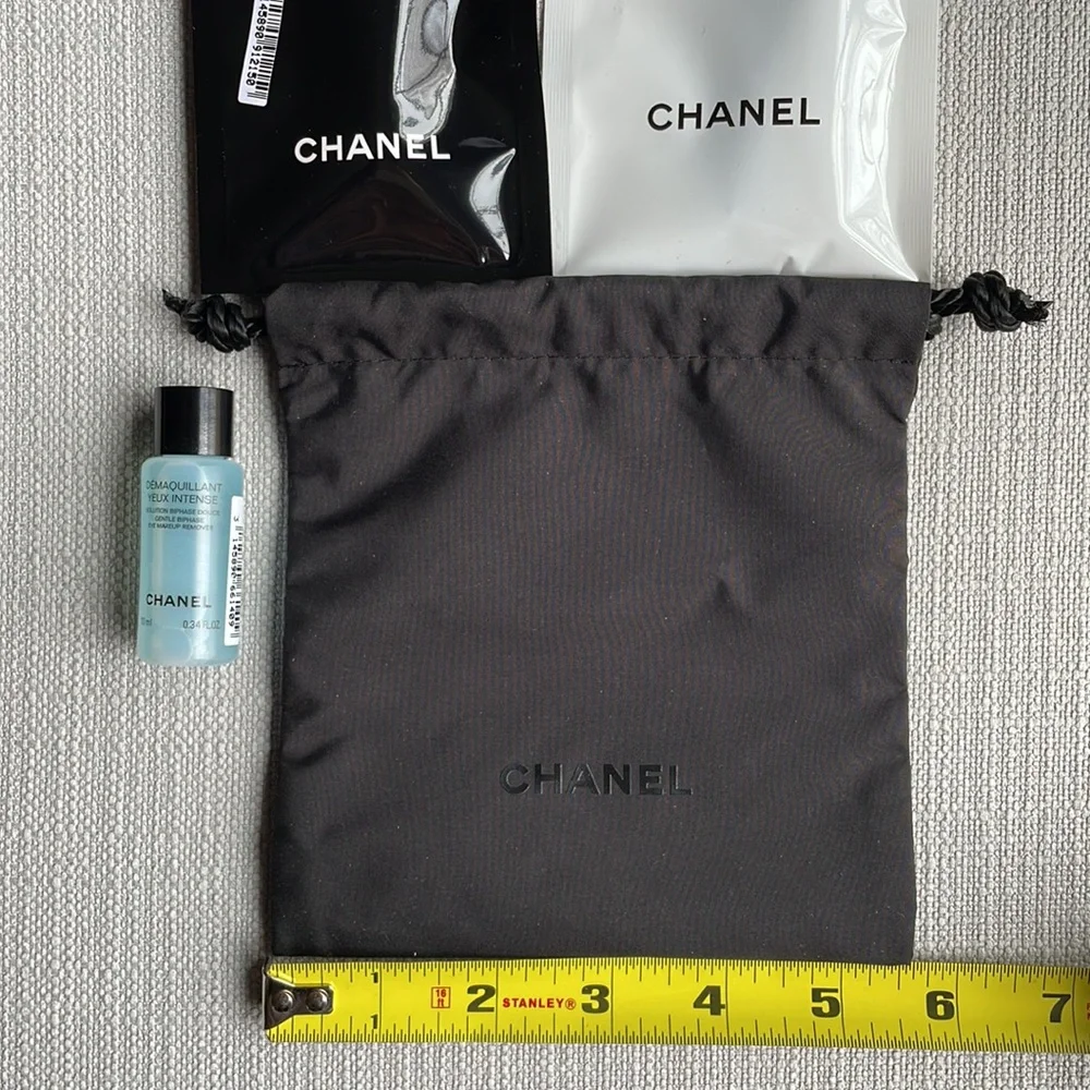 CHANEL EYE mini set with black drawstring pouch